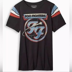 🖤TORRID BLACK FOO FIGHTERS TOP SIZE 3X🖤
